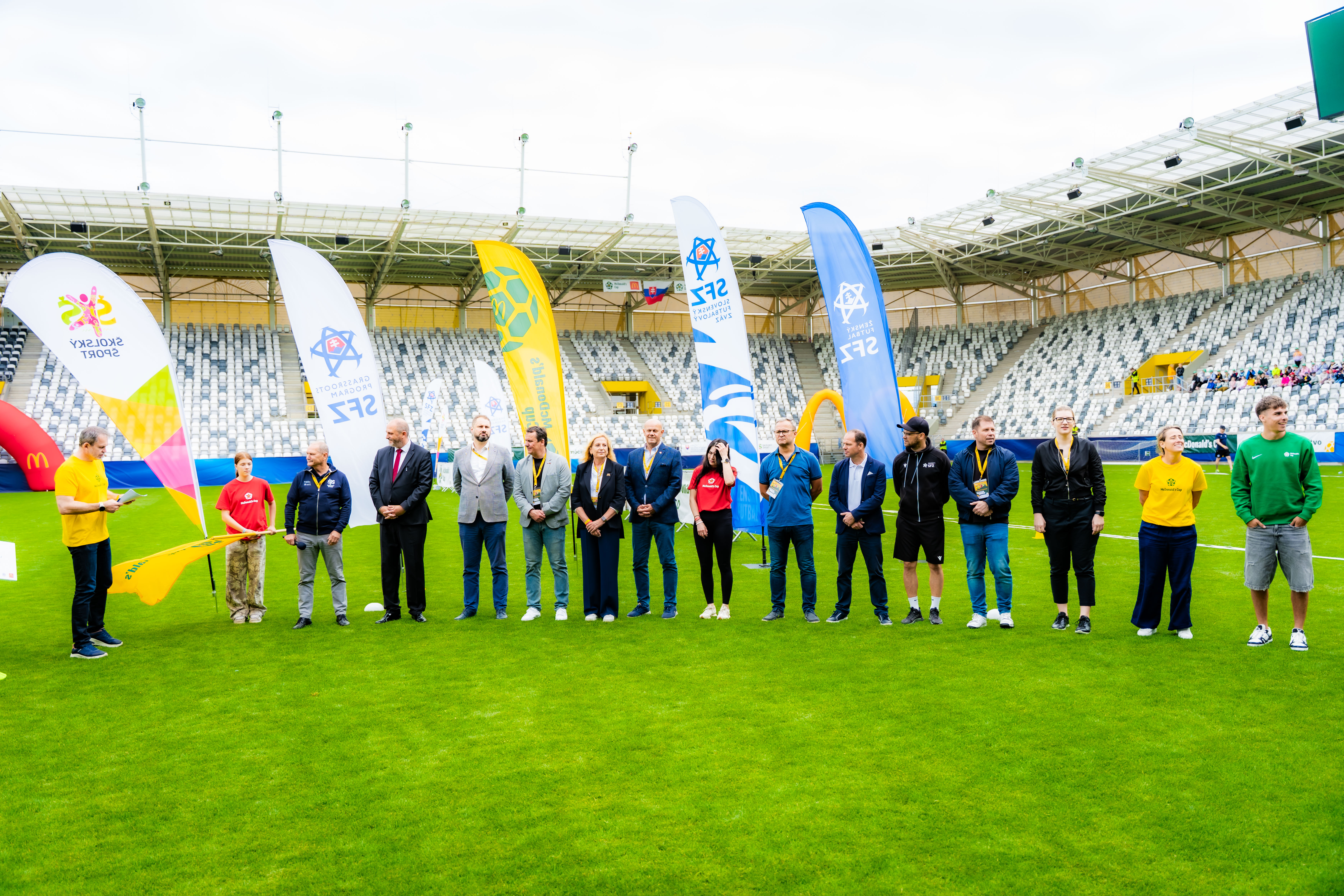 McDonalds Cup - Majstrovstva Slovenska vo futbale najmladsich ziakov a ziacok-1-30